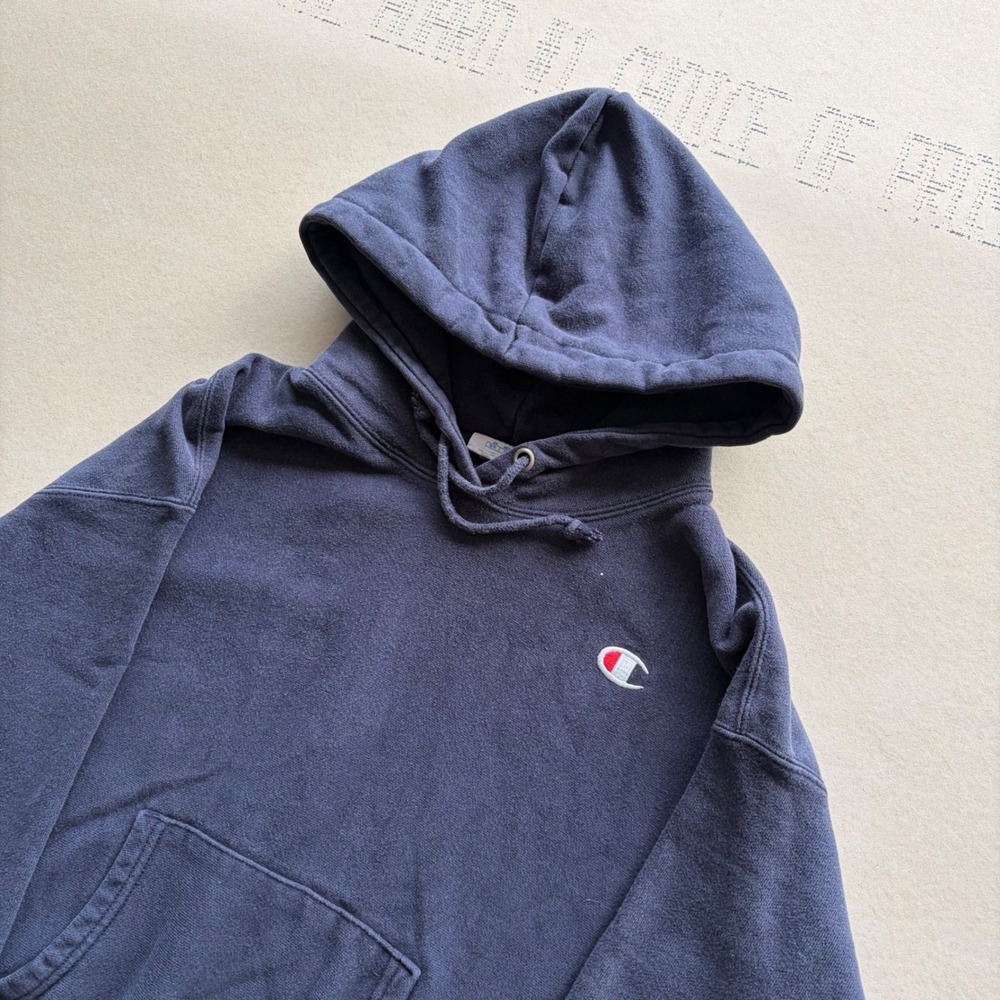 Vintage Early 2000s Champion Reverse Weave Hoodie Navy Blue
